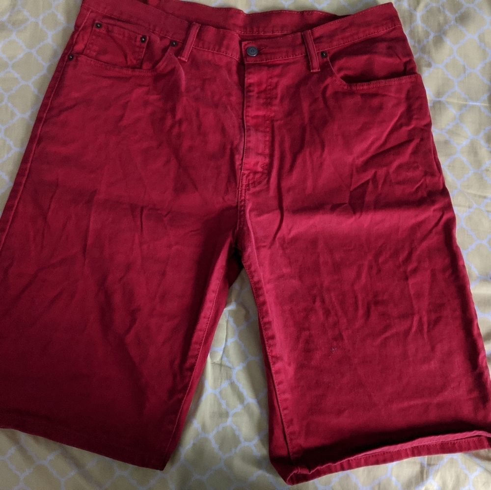 Levi's Men 569 Loose Shorts Red Size 38